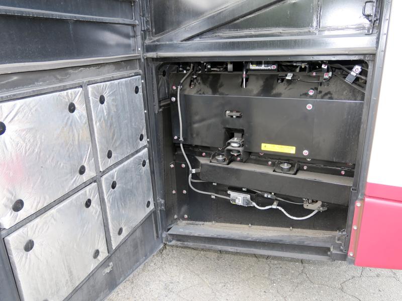 令和1年6月 三菱 大型 2PG-MP35FP バスの写真