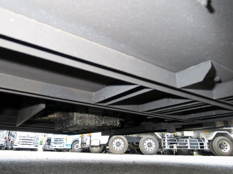 令和1年6月 三菱 大型 2PG-MP35FP バスの写真