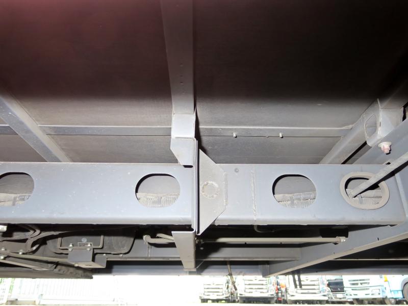 令和1年6月 三菱 大型 2PG-MP35FP バスの写真