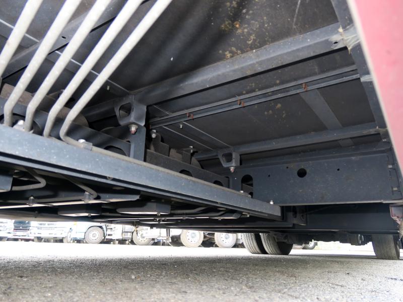 令和1年6月 三菱 大型 2PG-MP35FP バスの写真