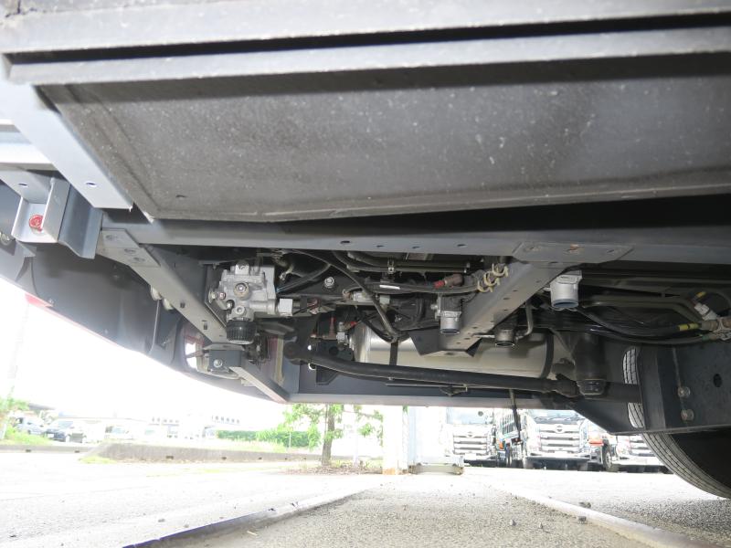 令和1年6月 三菱 大型 2PG-MP35FP バスの写真