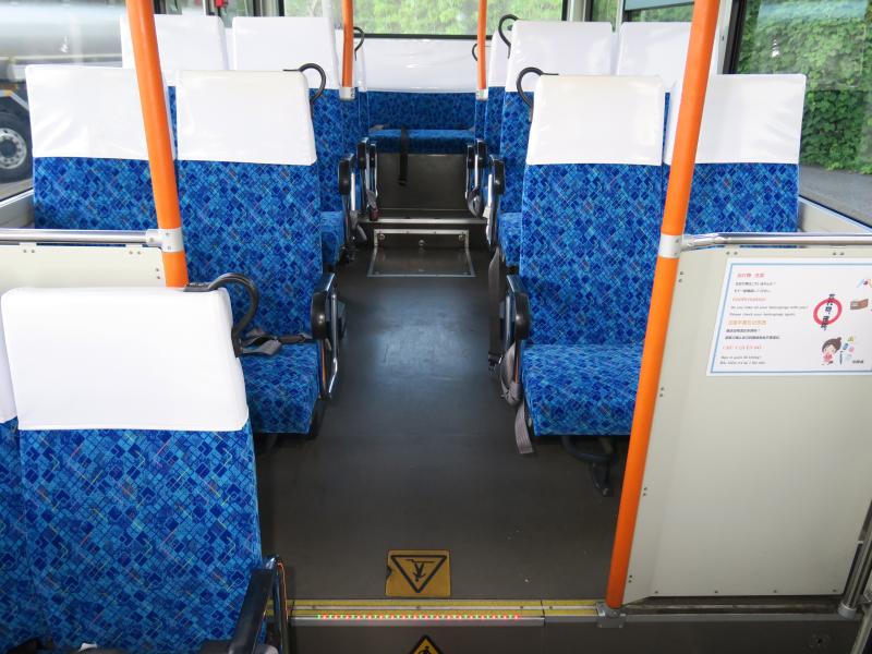 令和1年6月 三菱 大型 2PG-MP35FP バスの写真