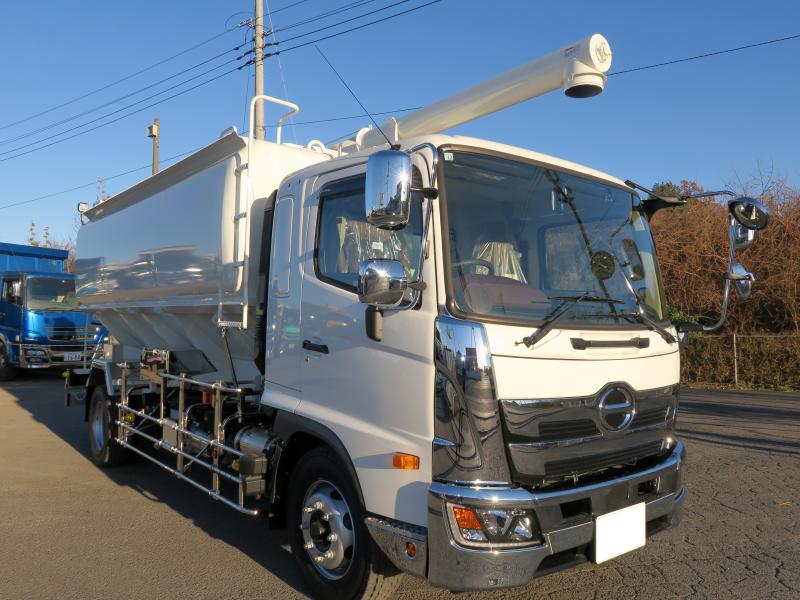 令和6年12月 日野 増ﾄﾝ 2KG-FE2ACA 飼料運搬車の写真