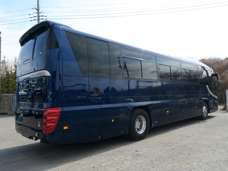 平成25年10月 いすゞ 大型 QRG-RU1ASCJ バスの写真