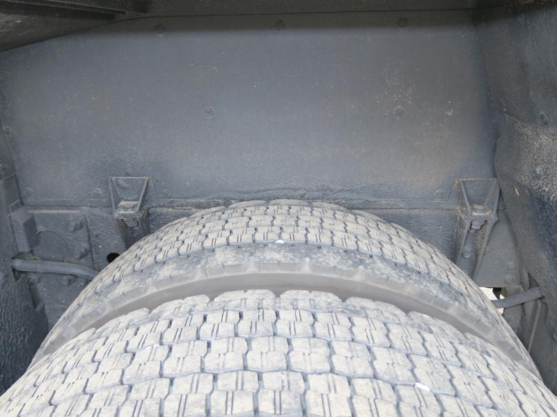 平成25年10月 いすゞ 大型 QRG-RU1ASCJ バスの写真