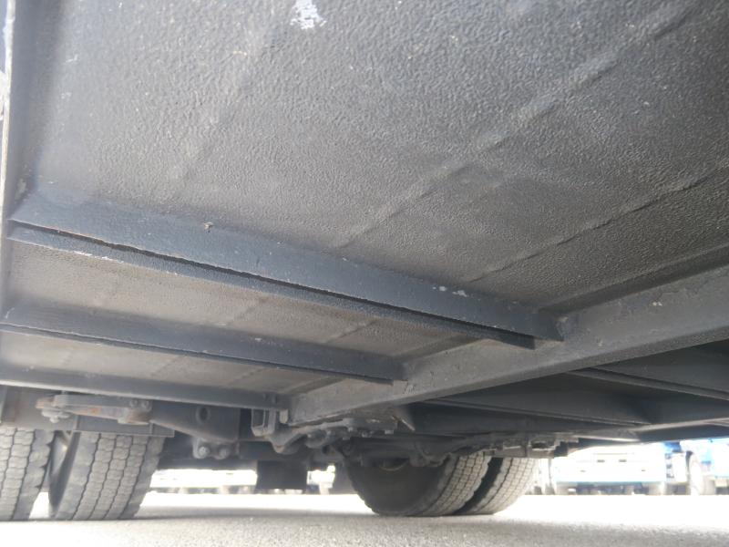 平成25年10月 いすゞ 大型 QRG-RU1ASCJ バスの写真