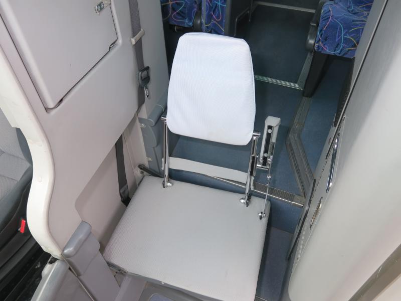 平成25年10月 いすゞ 大型 QRG-RU1ASCJ バスの写真