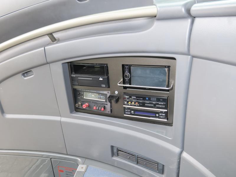 平成25年10月 いすゞ 大型 QRG-RU1ASCJ バスの写真