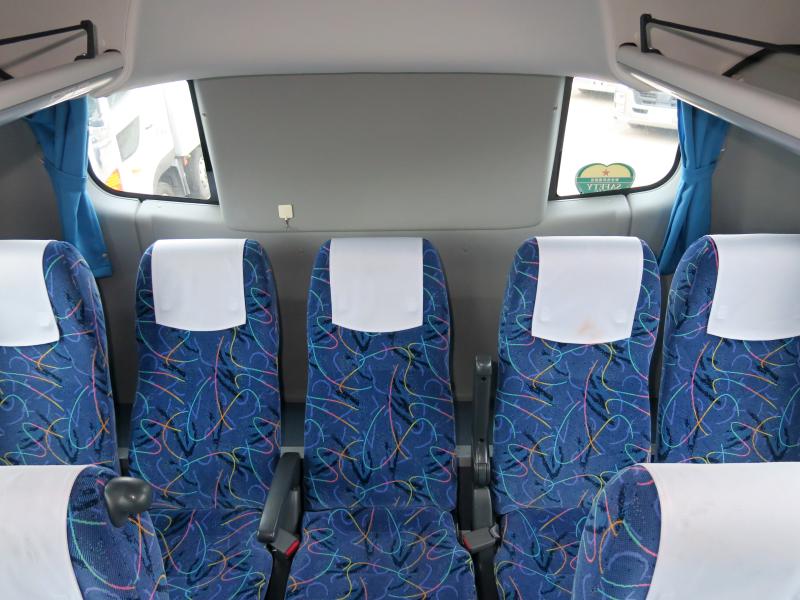 平成25年10月 いすゞ 大型 QRG-RU1ASCJ バスの写真