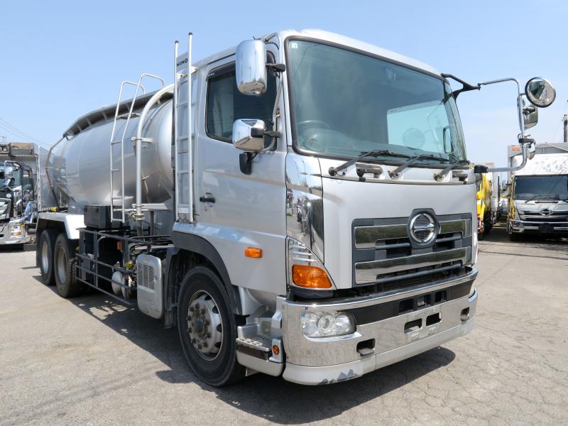 平成25年3月 日野 大型 QKG-FR1APBA 粉粒体運搬車の写真