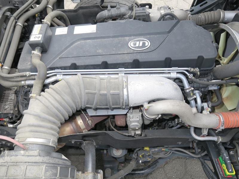 令和3年12月 UD 大型 2PG-CD5CA アルミウイングの写真