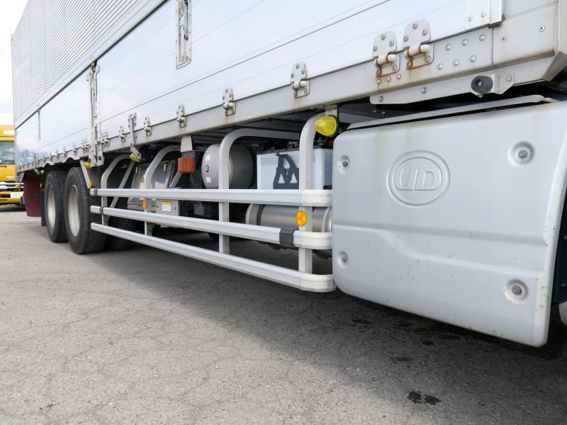 令和3年12月 UD 大型 2PG-CD5CA アルミウイングの写真