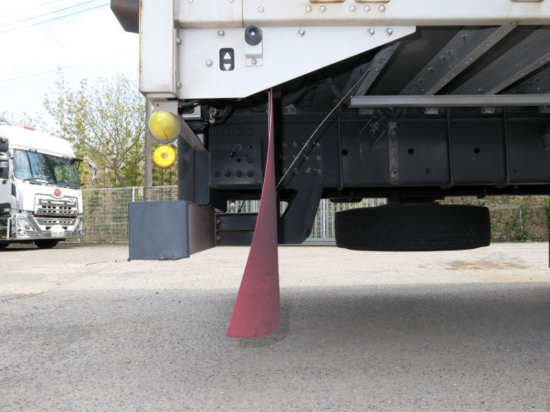 令和3年12月 UD 大型 2PG-CD5CA アルミウイングの写真