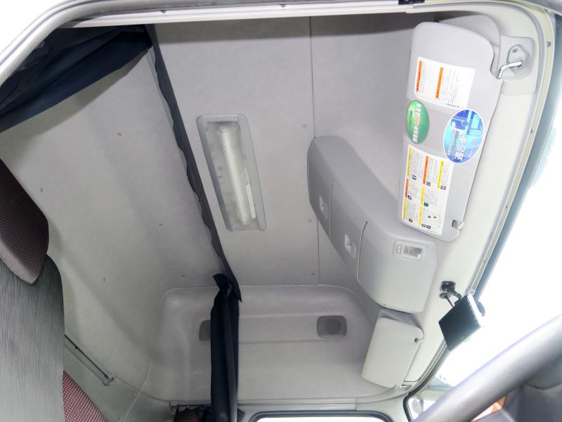 令和3年12月 UD 大型 2PG-CD5CA アルミウイングの写真