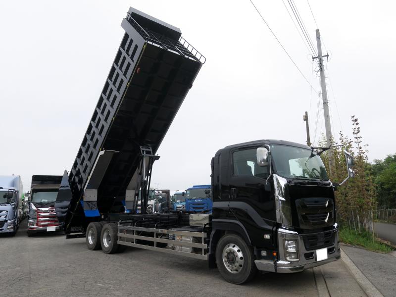 平成29年9月 いすゞ 大型 QKG-CYZ77B ロング深ダンプの写真