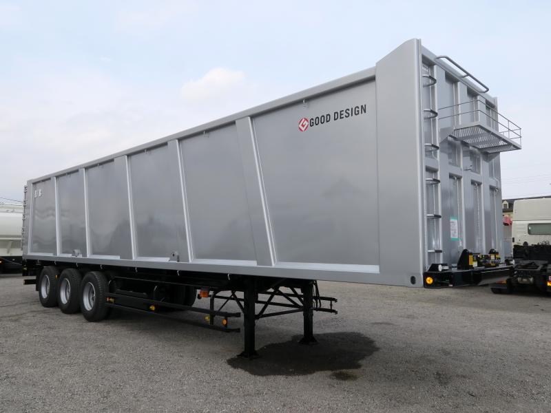 令和6年11月 フルハーフ 大型 KFKGF340W セミトレーラの写真