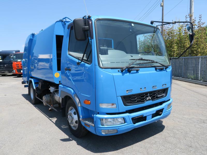 平成26年3月 三菱 中型 TKG-FK71F パッカー車の写真