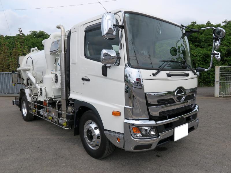 令和7年4月 日野 増ﾄﾝ 2PG-FE2ACA 汚泥吸引車の写真