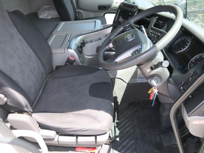 平成31年1月 UD 大型 2PG-CD5CA アルミウイングP/Gの写真