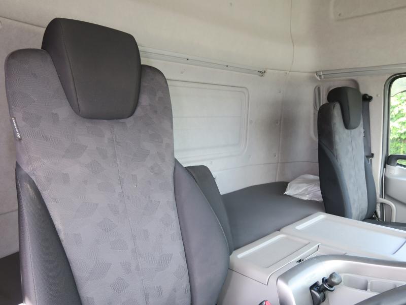 平成31年1月 UD 大型 2PG-CD5CA アルミウイングP/Gの写真