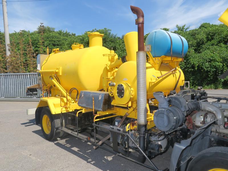 平成23年3月 日野 中型 BDG-FD7JGWA 汚泥吸引車の写真