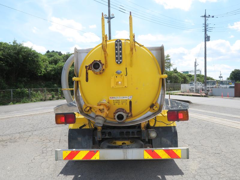 平成23年3月 日野 中型 BDG-FD7JGWA 汚泥吸引車の写真