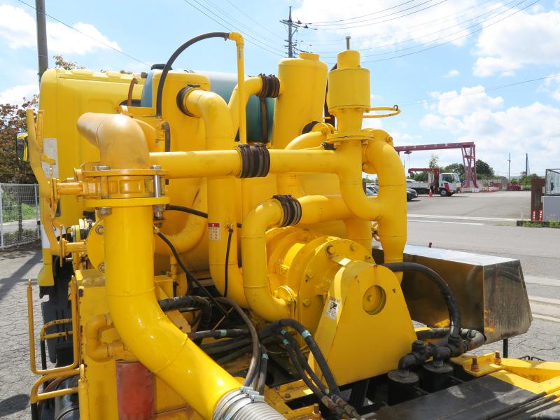 平成23年3月 日野 中型 BDG-FD7JGWA 汚泥吸引車の写真