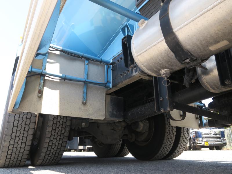 平成31年2月 日野 大型 2DG-FR1AHA 粉粒体運搬車の写真