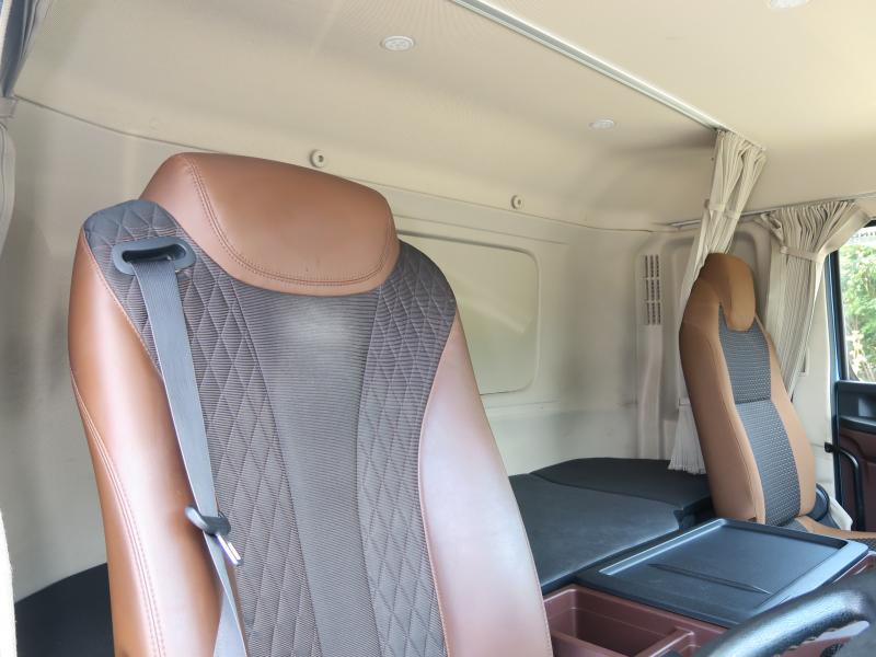 平成31年2月 日野 大型 2DG-FR1AHA 粉粒体運搬車の写真