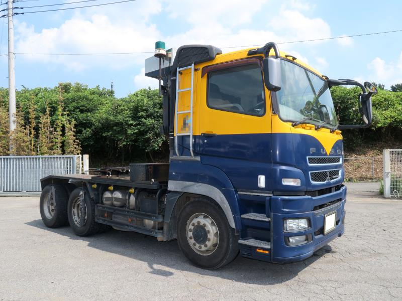 平成28年11月 三菱 大型 QKG-FV60VJR トラクタの写真
