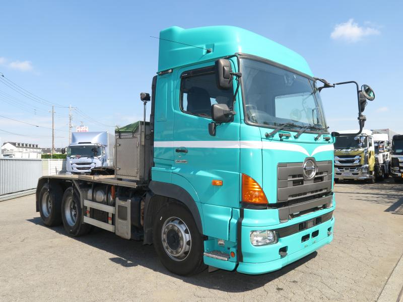 平成29年7月 日野 大型 QDG-SS1EKDA トラクタの写真