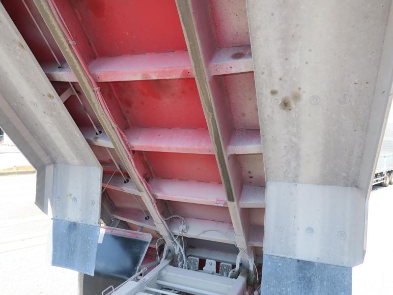 令和2年2月 いすゞ 大型 2PG-CYZ77C ロングダンプの写真