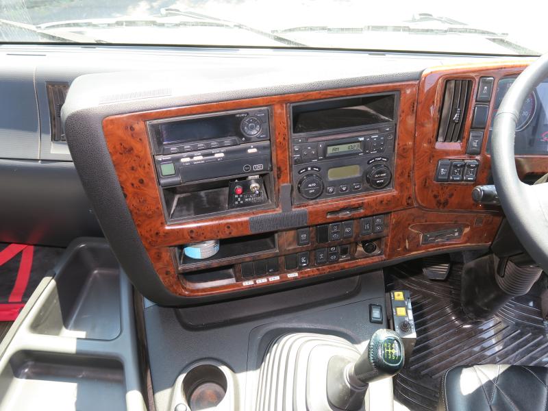 令和2年2月 いすゞ 大型 2PG-CYZ77C ロングダンプの写真