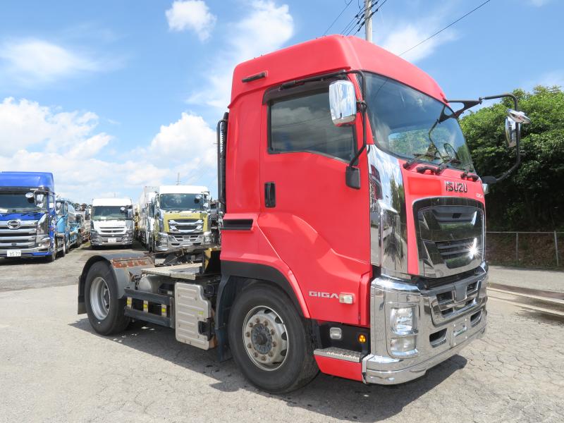 平成30年6月 いすゞ 大型 QKG-EXD52BD トラクタの写真