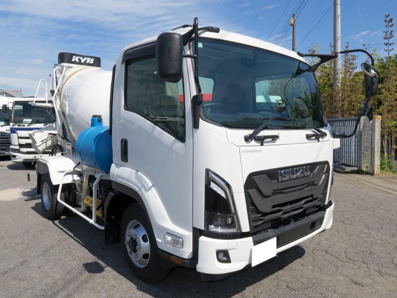 令和7年1月 いすゞ 中型 2PG-FRR90S4 ミキサーの写真