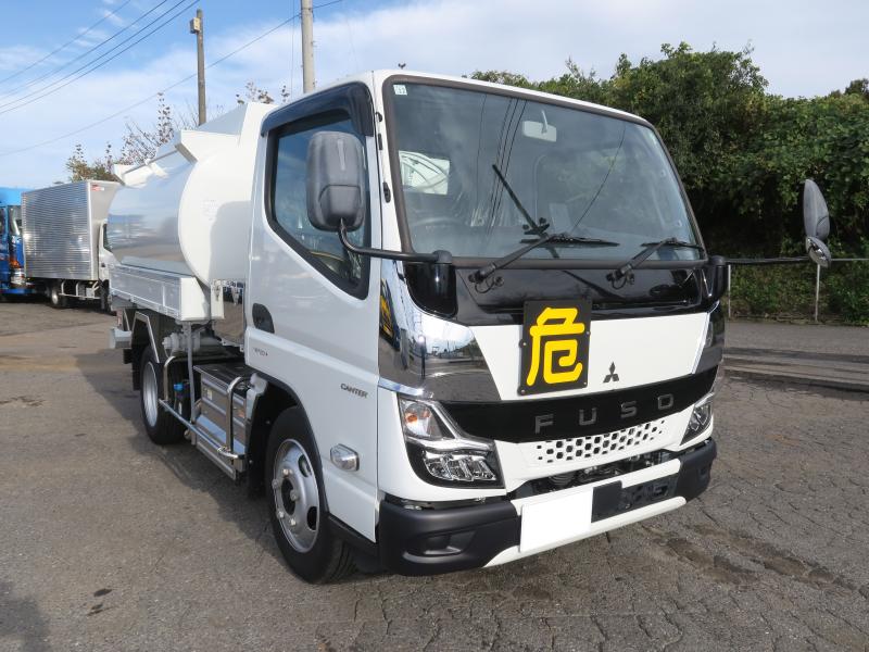 令和5年12月 三菱 小型 2RG-FGA50 タンクローリーの写真