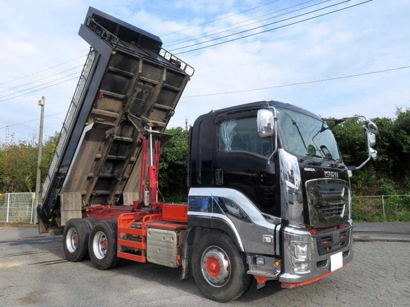 平成30年3月 いすゞ 大型 2PG-CXZ77CT ダンプの写真