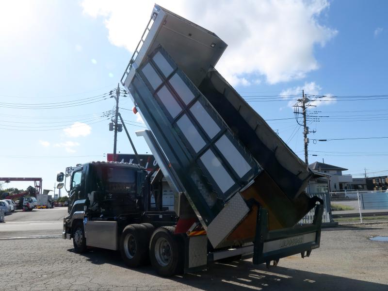 令和2年8月 いすゞ 大型 2PG-CXZ77CT ダンプの写真