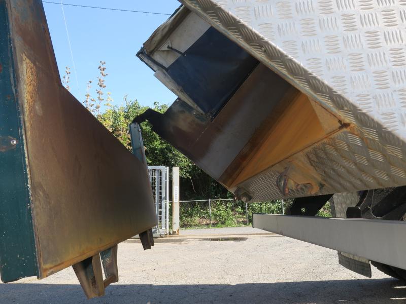 令和2年8月 いすゞ 大型 2PG-CXZ77CT ダンプの写真