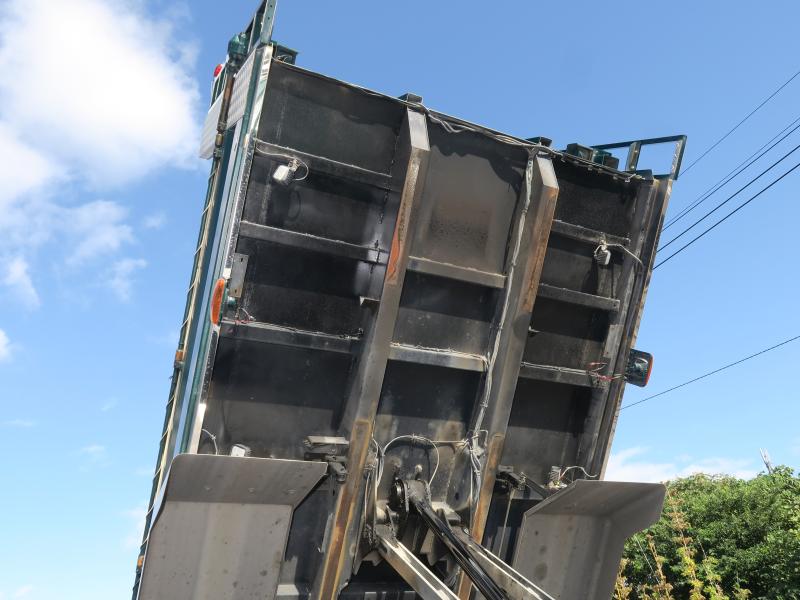 令和2年8月 いすゞ 大型 2PG-CXZ77CT ダンプの写真