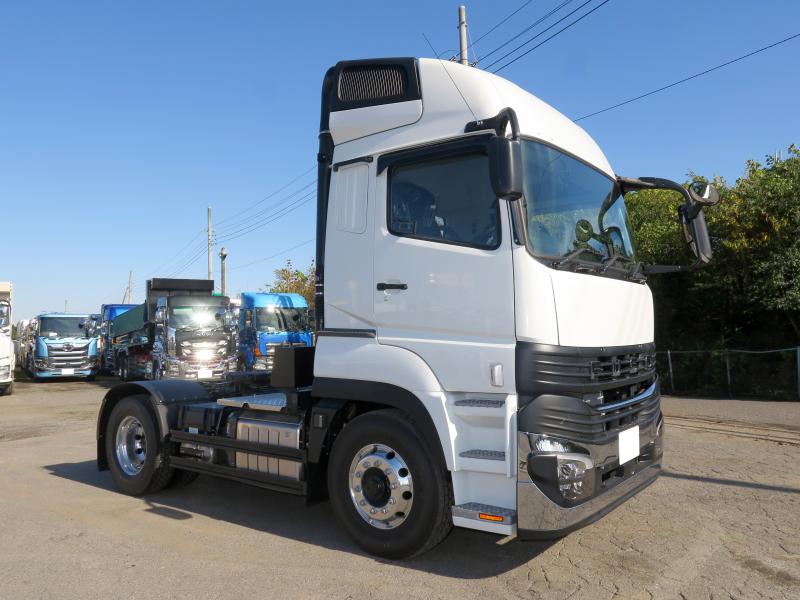 令和7年8月 三菱 大型 2RG-FP84VDR トラクタの写真