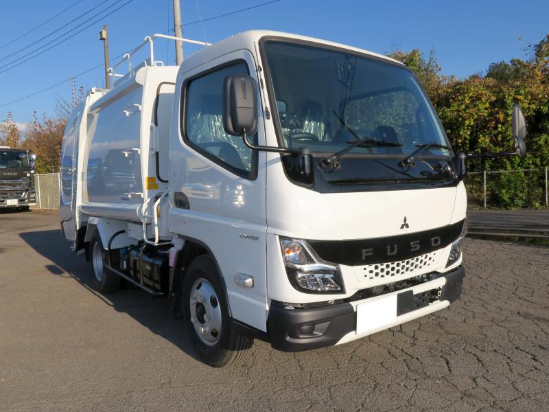 令和7年6月 三菱 小型 2RG-FEAV0 パッカー車の写真