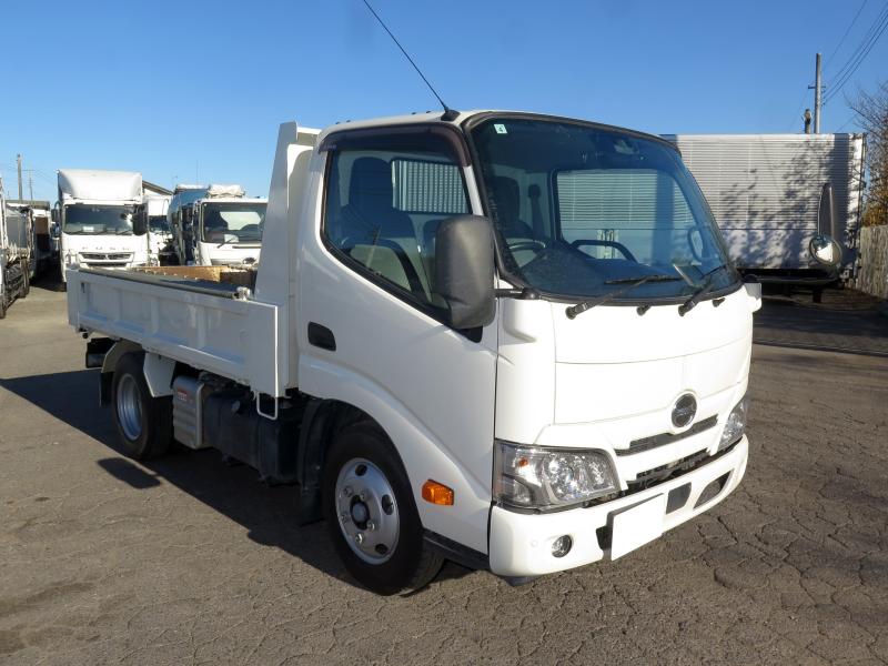 令和5年4月 日野 小型 2RG-XZU600T ダンプの写真