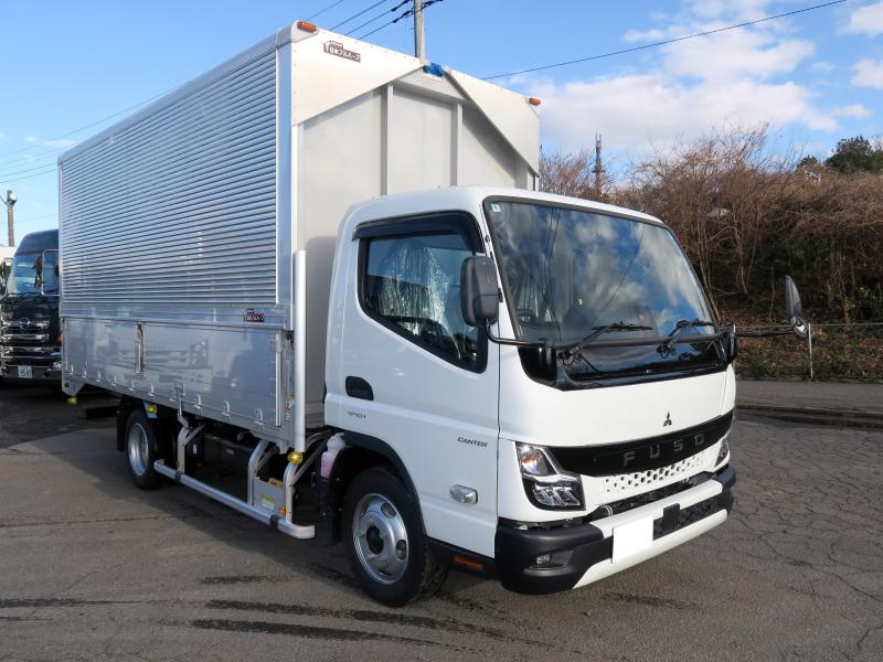 令和7年6月 三菱 小型 2RG-FEB50 アルミウイングの写真