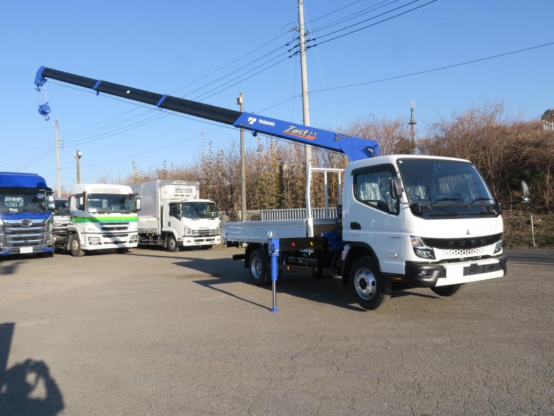 令和7年12月 三菱 小型 2PG-FEB90 クレーンの写真