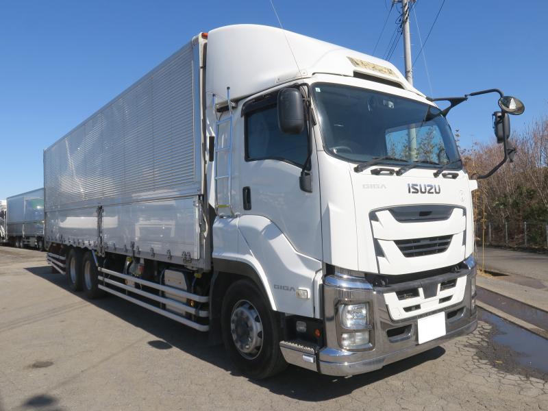 平成29年6月 いすゞ 大型 QKG-CYL77B アルミウイングの写真