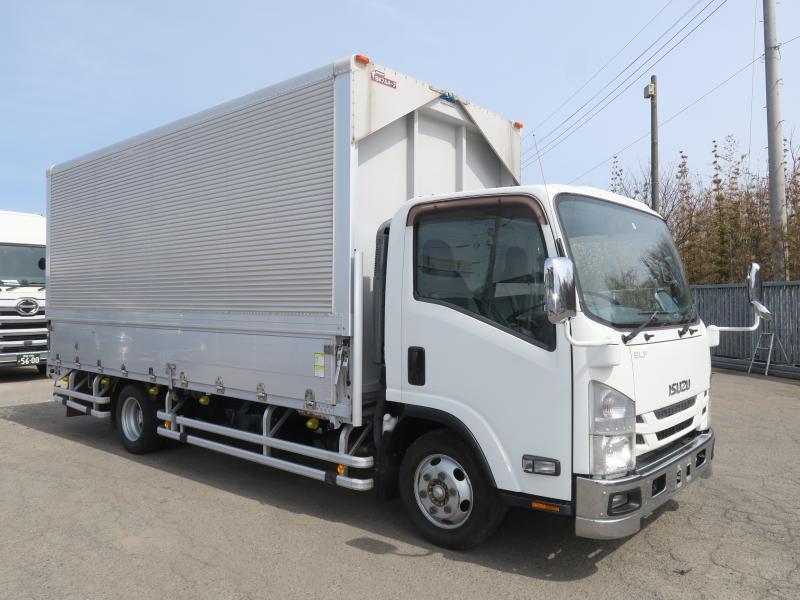 平成28年2月 いすゞ 小型 TRG-NPR85AN アルミウイングの写真