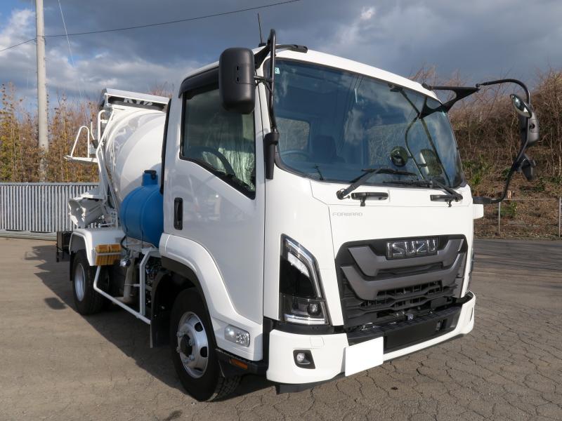 令和7年2月 いすゞ 中型 2PG-FRR90S4 ミキサーの写真