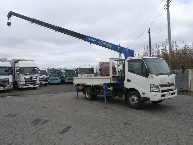 平成29年2月 日野 小型 TKG-XZU710M クレーンの写真