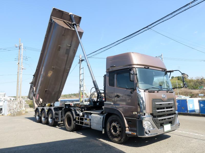 令和3年3月 UD 大型 2PG-GK5AAD トラクタの写真